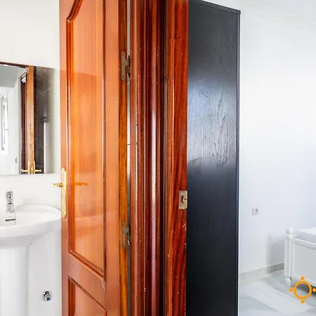 Torre Argantonio By Livework Apartment *
